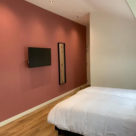 Bed & Breakfast Polderzicht *