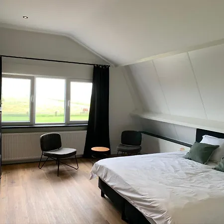 Polderzicht Bed & Breakfast *